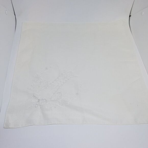 Vintage White M Embroidered Handkerchief - Picture 1 of 6